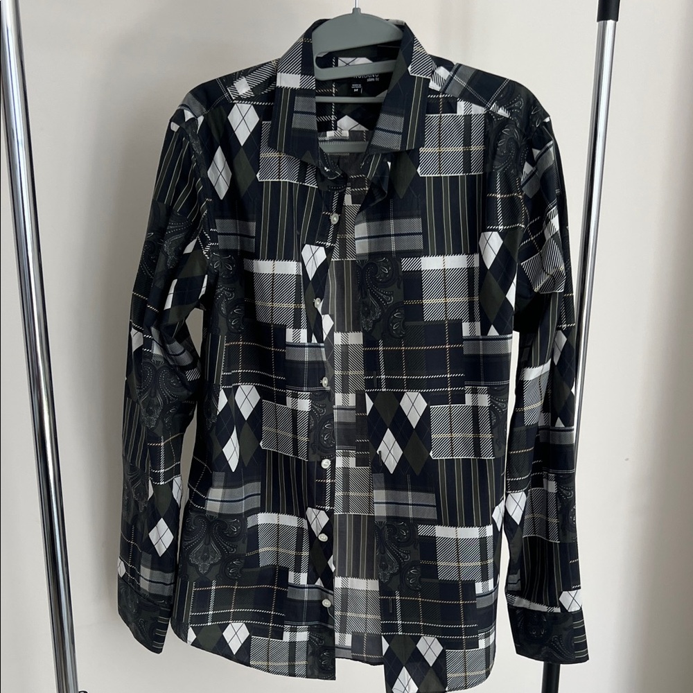 Murano Black and Gray Patterned Button Down Shirt